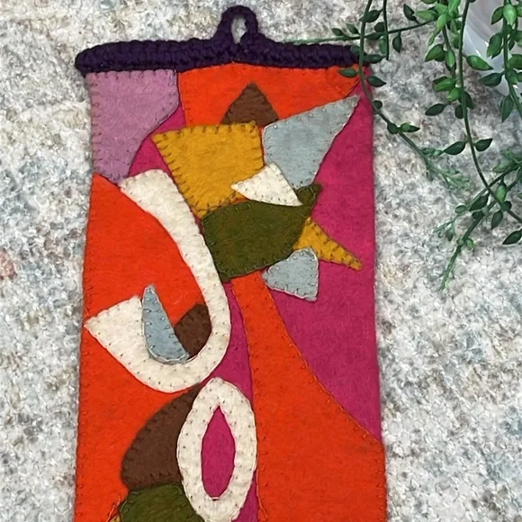 Vintage felt wall hanging - Picture 4 of 8